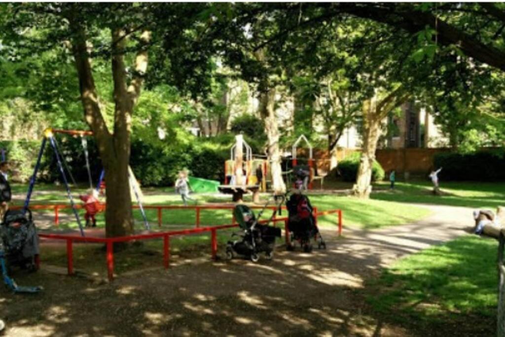 Functional Budget Stay With Wi-Fi And Laundry Facilities Near Tube Station London Eksteriør billede