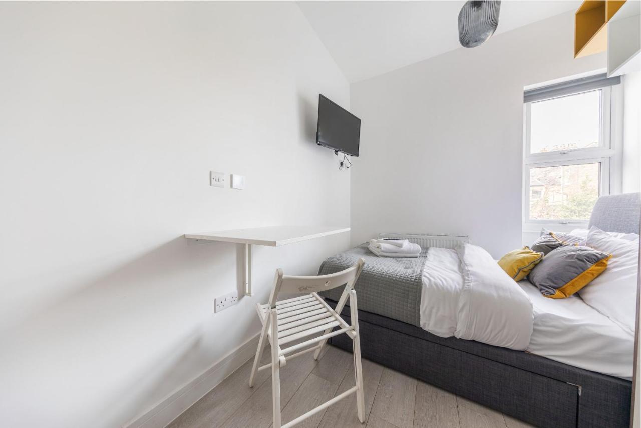 Functional Budget Stay With Wi-Fi And Laundry Facilities Near Tube Station London Eksteriør billede