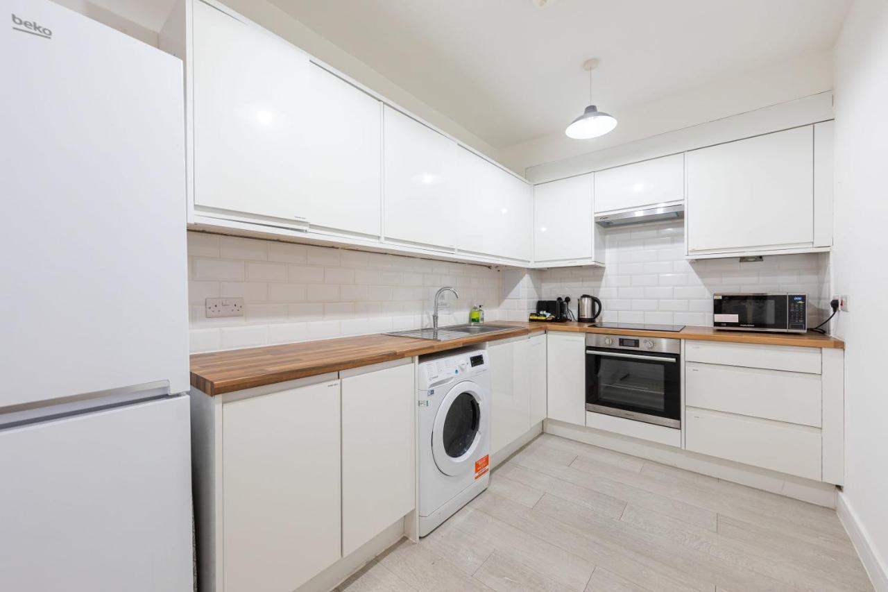 Functional Budget Stay With Wi-Fi And Laundry Facilities Near Tube Station London Eksteriør billede